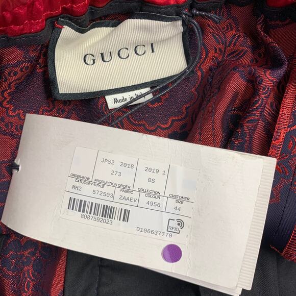 GUCCI 2018 Size 28 Red Black Jacquard Viscose Blend Joggers Shorts - Picture 5 of 10